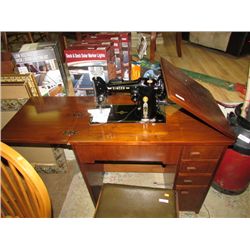 VINTAGE SINGER ELECTRIC SEWING MACHINE IN CABINET