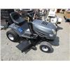 Image 2 : STOA ***** MURRY RIDING MOWER - 16.6HP - 42" CUT - GAS - AUTOMATIC - RUNS GOOD - (SEE GRASS CUT ALON