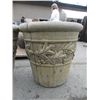 Image 2 : CONCRETE - LARGE PLANTER WITH CHERUB  ~22 X 22"H