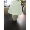 Image 1 : TABLE LAMP - WHITE