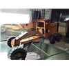 Image 2 : VINTAGE METAL GRADER (TRACTOR)