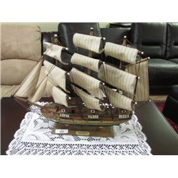 MODEL SAILING SHIP - BERGANTIN