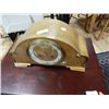 Image 1 : VINTAGE MANTEL CLOCK - WORKS - KEY INCLUDED