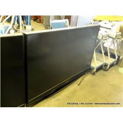 MITSUBISHI 72" LCD PROJECTION TV (print sequence:) 56143
