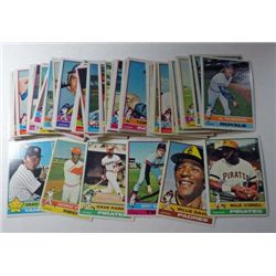 100 - 1976 Topps Baseball Cards.  Nice NM Run from #144 to #286.