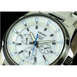 Seiko Mens Solar Powered Watch - Black Bezel