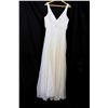 Image 1 : Lot [1] DRESS: [1] Ivory twist chiffon long gown, size XL