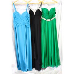 Lot [3] DRESSES: [1] Turquoise applique sash gown, size 12w, [1] Black beaded sweetheart gown, size 