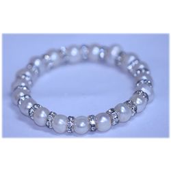 95.90 CTW WHITE PEARL AND CZ BRACELET