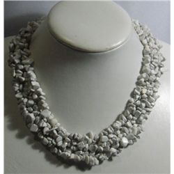 WHITE TURQUOISE CHIPPED STONE 802.00CTW COLAR NECKLACE