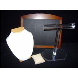 Necklace and Earring displays