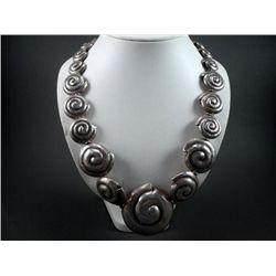 Sterling Silver Shell Necklace Weight: 219 Grams Retail: $ 1,800.00