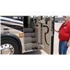 Image 8 : 2005 Prevost XLII Royale Coach by Monaco ~ 193,759 Miles, 7,443.0 Hours
