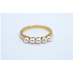 18 kt Cultured Pearl Ring