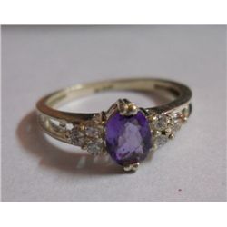1.930g Ring of Amethyst and CZ Sterling Silver
