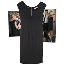 Julie Bowen Screen-Worn Dress Form the Second Season of ''Modern Family''