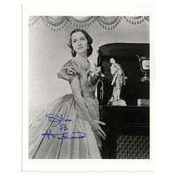 Olivia de Havilland Signed 8'' x 10'' Photo From ''Gone With the Wind''