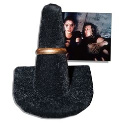 Milla Jovovich Wedding Band From ''Resident Evil: Extinction''