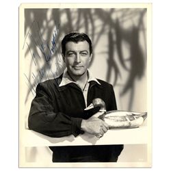 Robert Taylor Signed 8'' x 10'' Photo