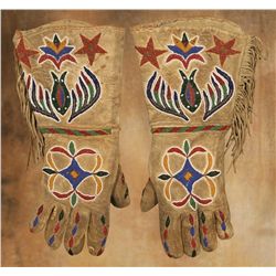 Santee Sioux Beaded Gauntlets