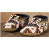 Image 2 : Northern Plains Beaded Moccasins