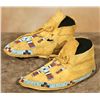 Image 4 : Two pairs of Arapaho Moccasins