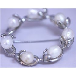 WHITE PEARL BROACH