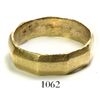 Image 1 : Gold wedding ring (nine-sided).