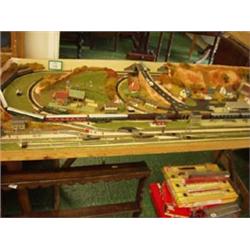 'N' gauge model railway layout in working order, complete with large quantity of carriages, rolli...