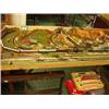 Image 1 : 'N' gauge model railway layout in working order, complete with large quantity of carriages, rolli...