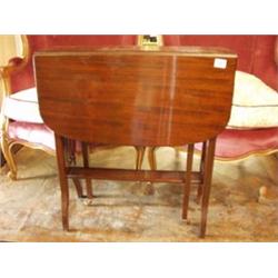 Good quality mahogany Sutherland table with shaped top £100 - 150...