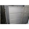 Image 1 : BEIGE 4DR LATERAL FILE CABINET