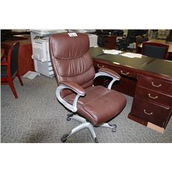 BROWN LEATHER HI BACK EXECUTIVE CHAIR (13)