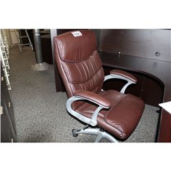 BROWN LEATHER HI BACK EXECUTIVE  CHAIR (13)