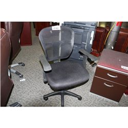 BLACK MESH BACK TASK CHAIR