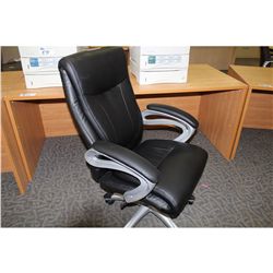 BLACK LEATHER HI BACK EXECUTIVE CHAIR (57)