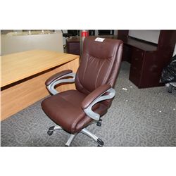 BROWN LEATHER HI BACK EXECUTIVE CHAIR (57)