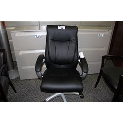 BLACK LEATHER HI BACK EXECUTIVE CHAIR (57)
