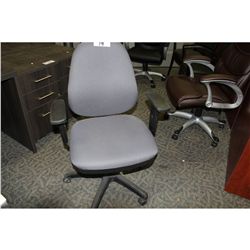 GREY MULTI LEVER TASK CHAIR (810)