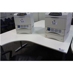 WHITE CORNER COMPUTER DESK