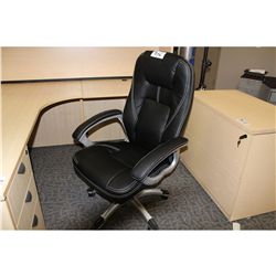 BLACK LEATHER HI BACK EXECUTIVE CHAIR (59)