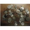 Image 1 : 1 POUND FOREIGN COINS GUARANTEED $100 RETAIL