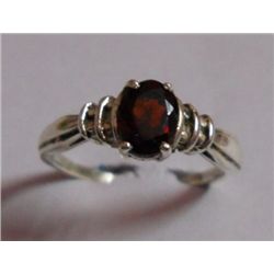 2.300g Ring of Garnet Sterling Silver