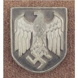 NAZI AFRIKA KORPS/AK PITH HELMET & SWASTIKA SHIELD