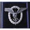 Image 2 : RARE NAZI LUFTWAFFE PILOT & OBSERVER'S BADGE W/CASE