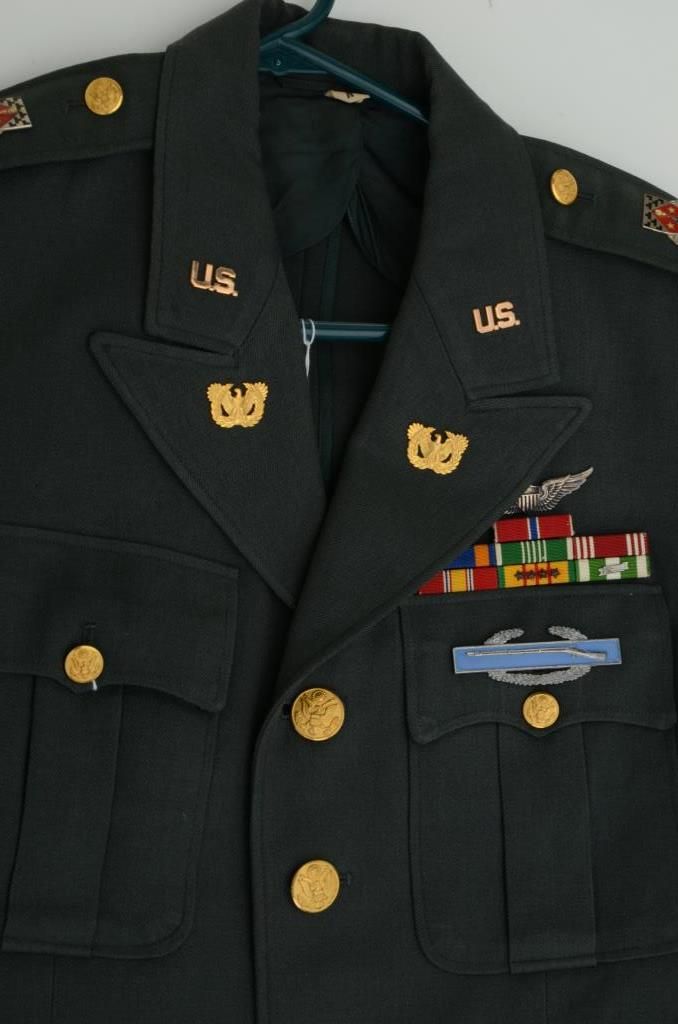U.S. Army Uniform dress jacket, Helicopter Warrant Officer with wings ...