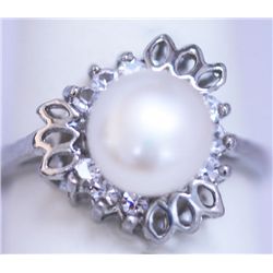 WHITE PEARL AND CZ RING