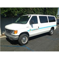 2005 FORD E-350
