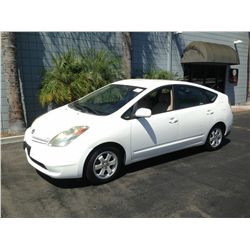 2004 TOYOTA PRIUS