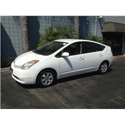 2004 TOYOTA PRIUS